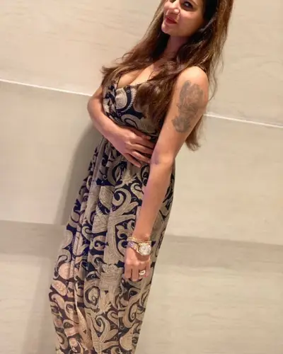 Mawryngkneng Escort